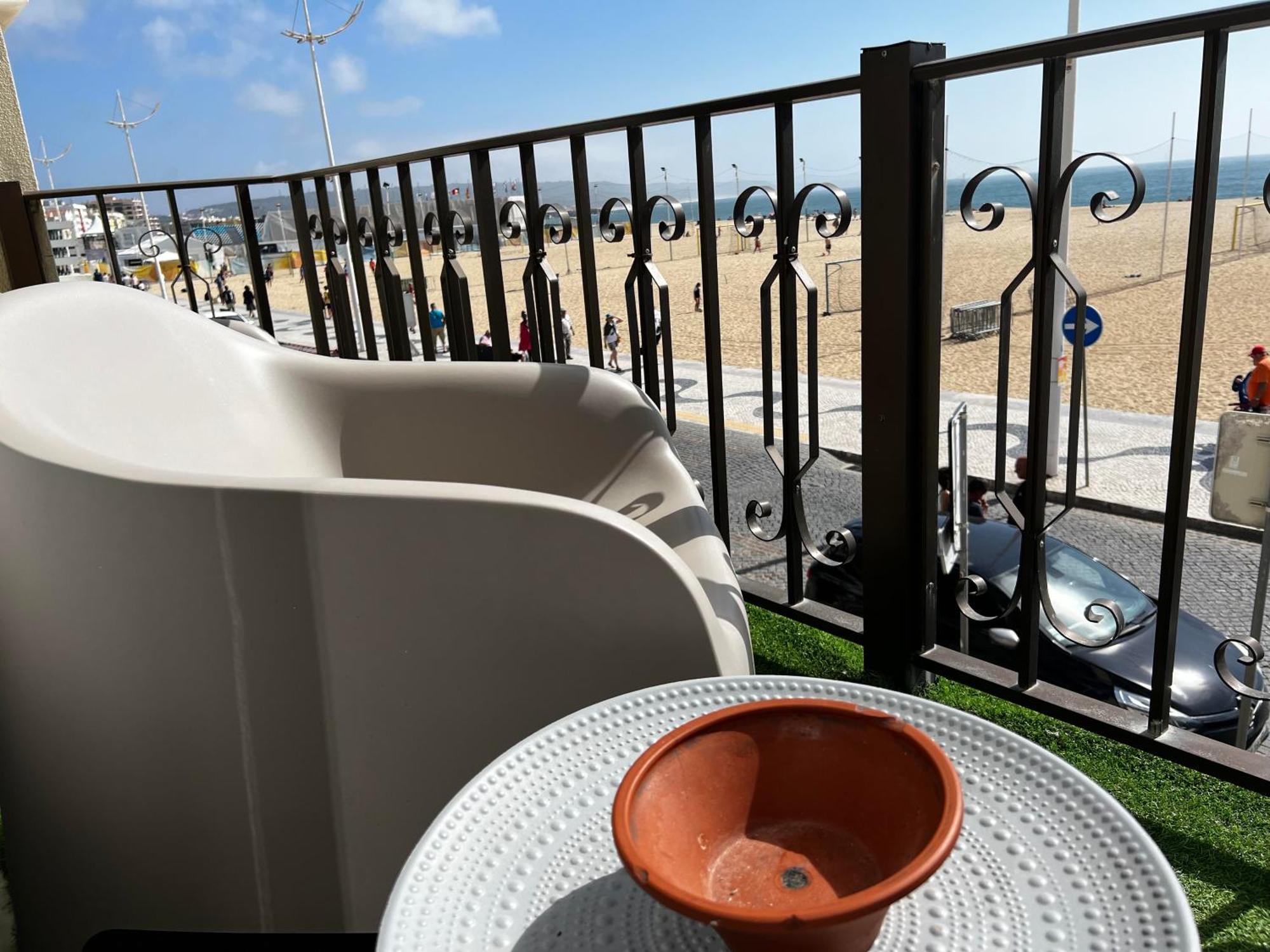 Flipflops Ocean View Appartement Nazaré Buitenkant foto
